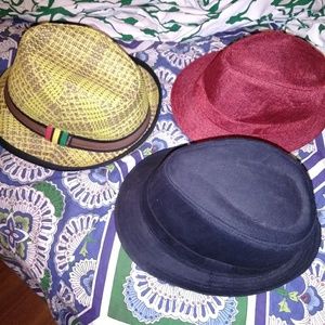 3 men's hats